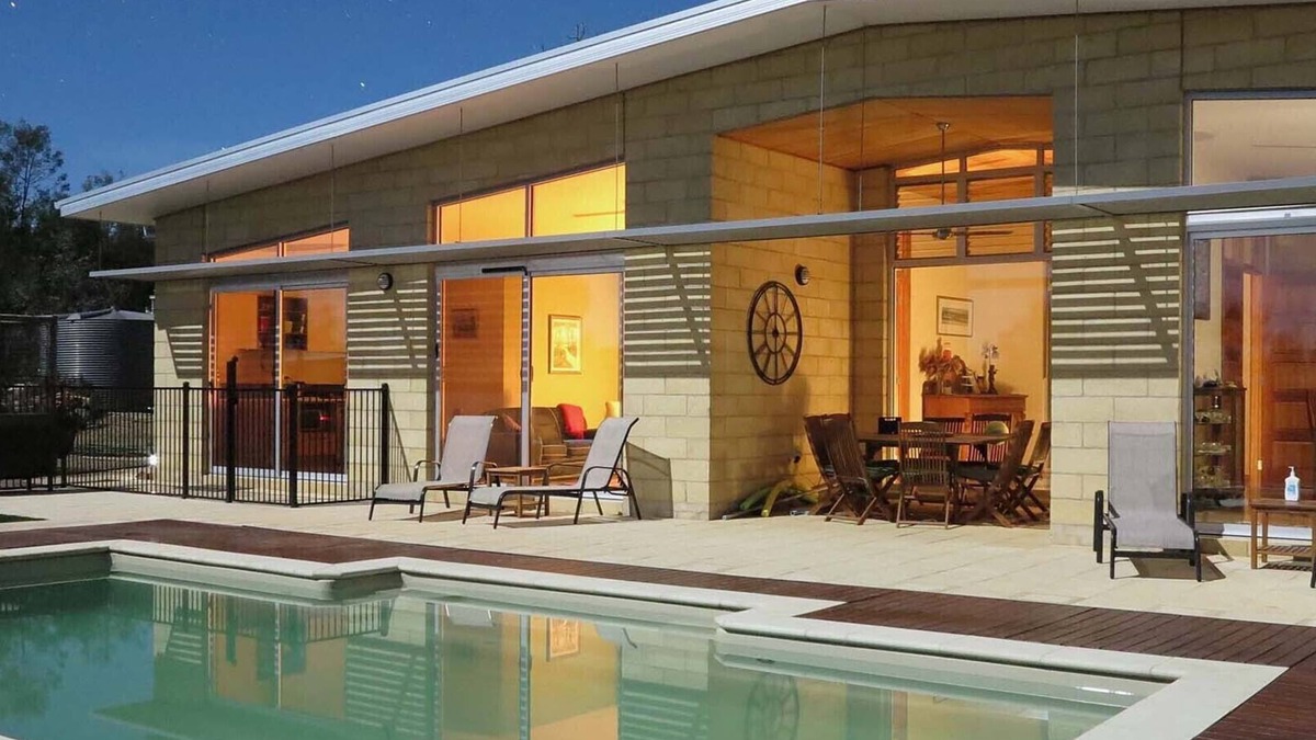 Sedgwick Bed & Breakfast | The Chocolate Lily B & B