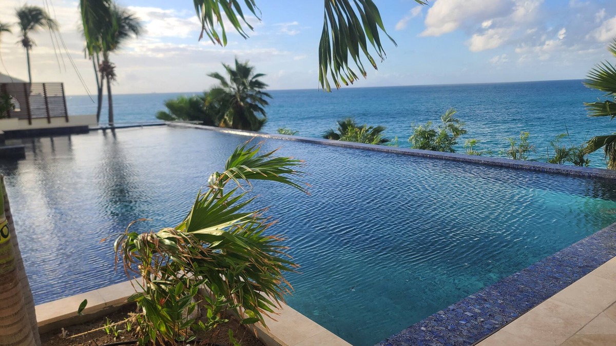 Maho Condo | The Cliff At Cupecoy Beach HEAVEN!