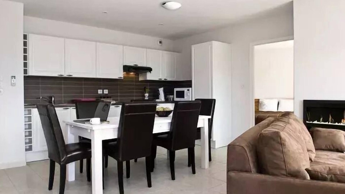 Chorges Apartment | The Clos of the Ecrin du Lac * - 4 Rooms 8 People