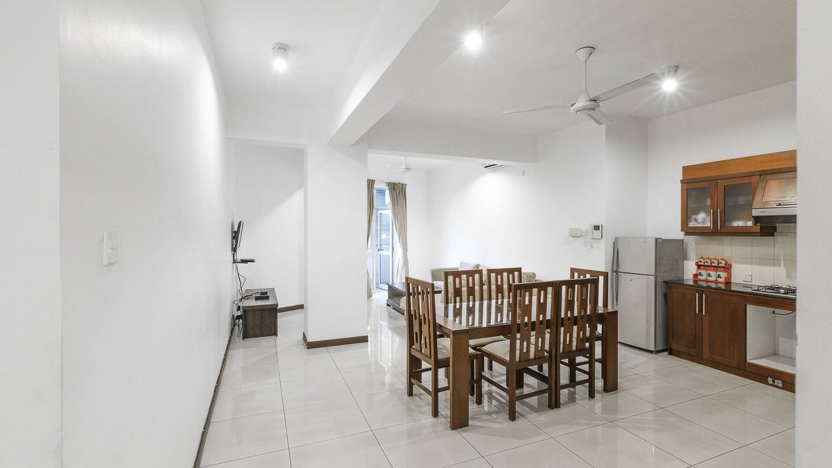 Wellawatta North Apartment | The Clover is a beautiful apartment with two bedrooms and baths.