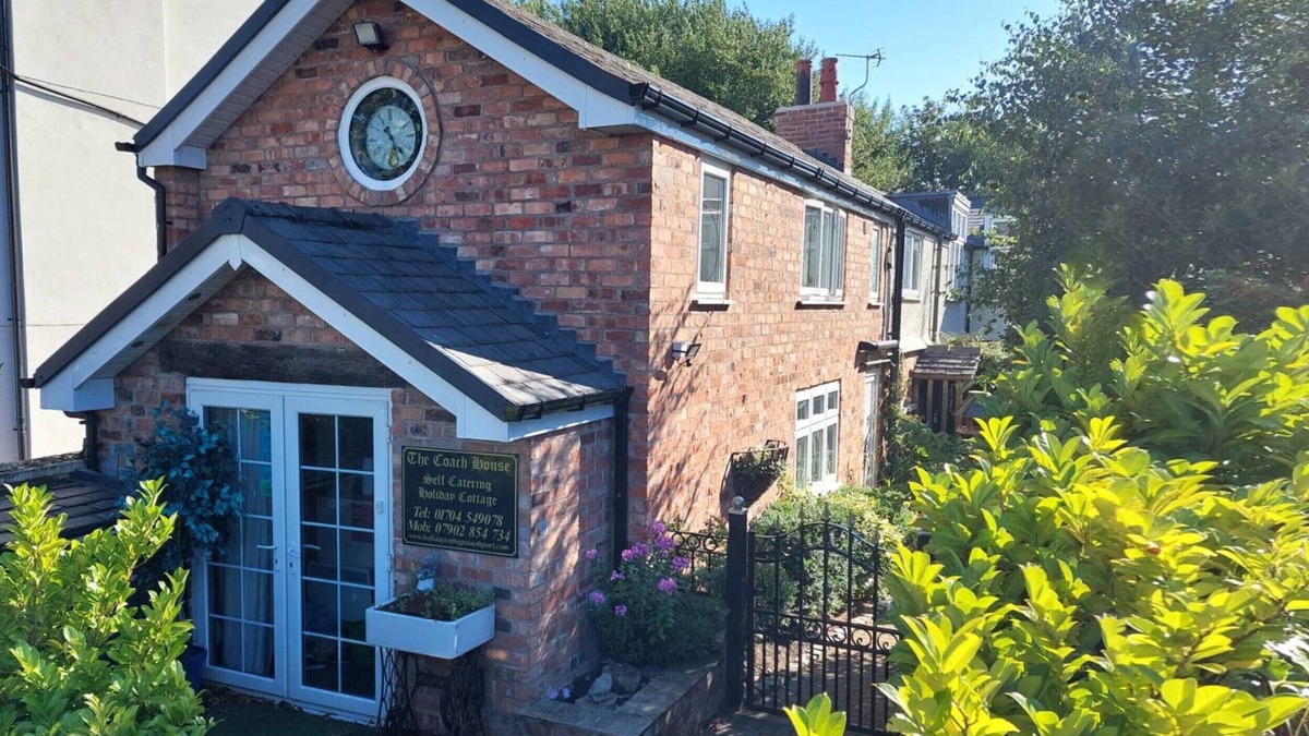 Southport Cottage | The Coach House Holiday Cottage in Southport