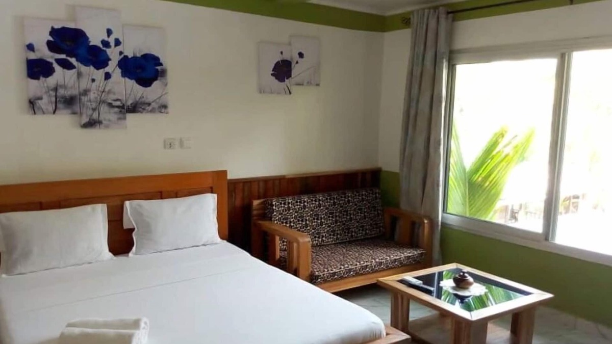 Kribi Hotel | The Comfort Standard Room at Gîtes de Kribi Hotel