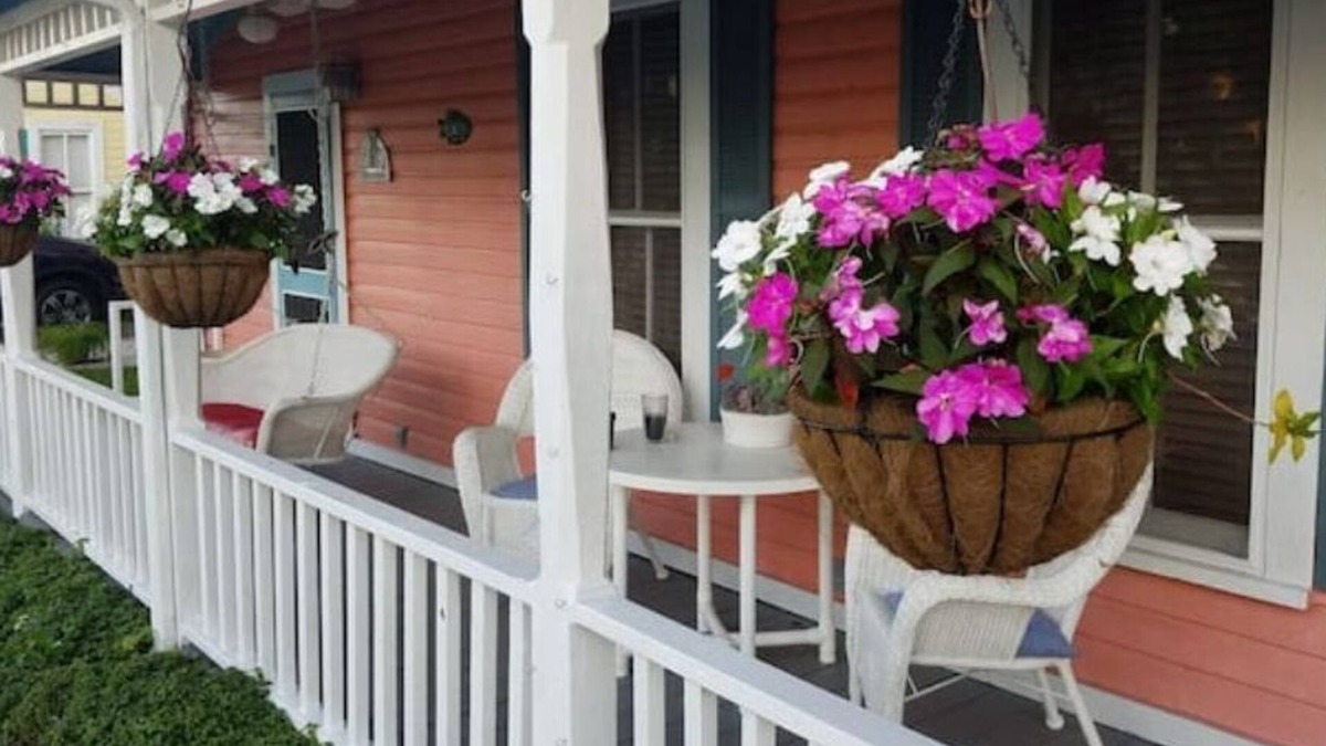 Fort Pierce Apartment | The Coral House private apt 5 min to beach