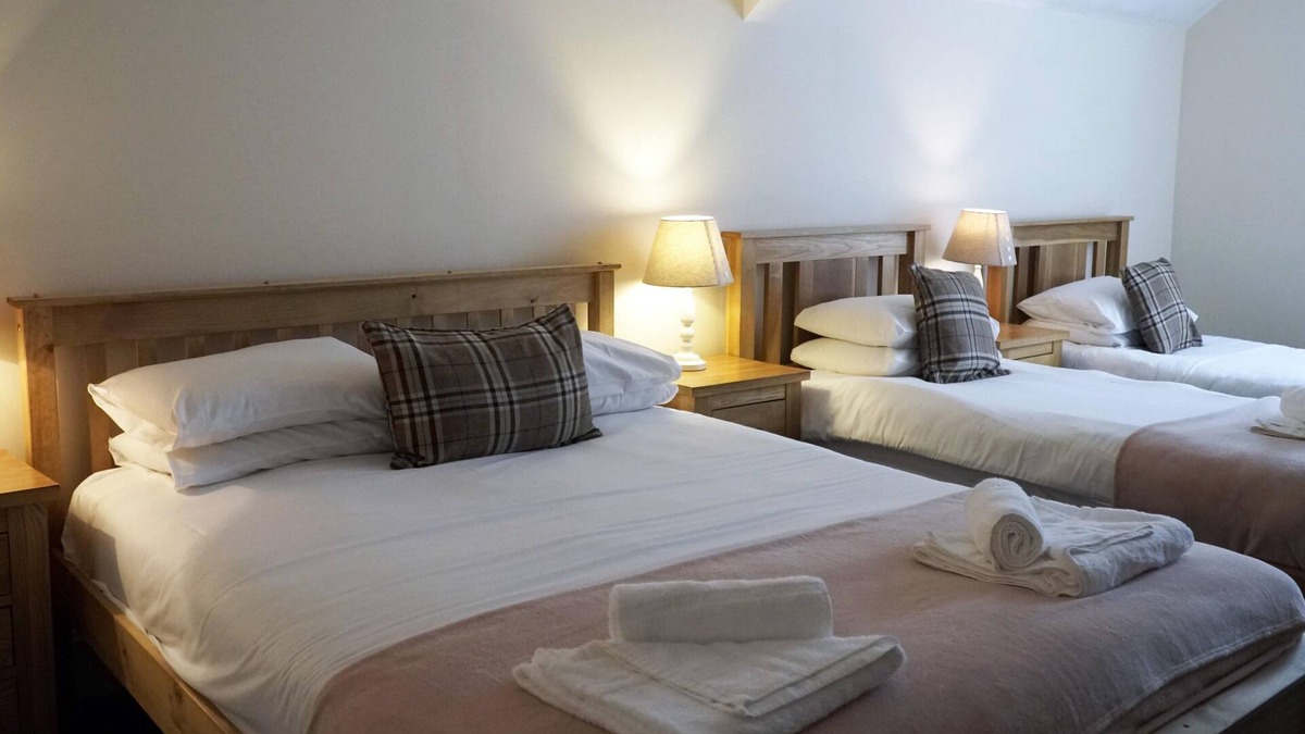 Frome Hotel | The Corner House