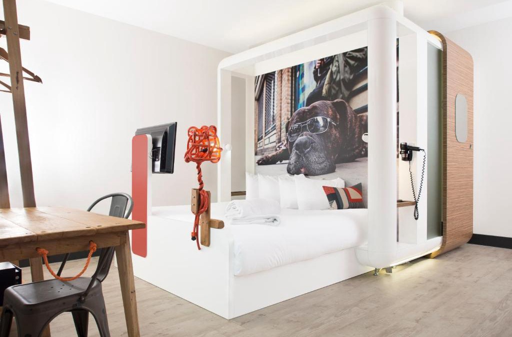 Whitechapel Hotel | The Corner London City