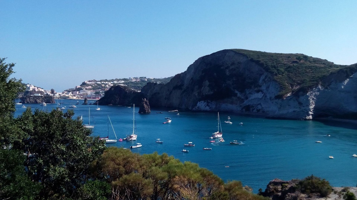 Anzio Condo | The corner of Andromache: freshness and calm in Anzio, a few minutes from the beaches