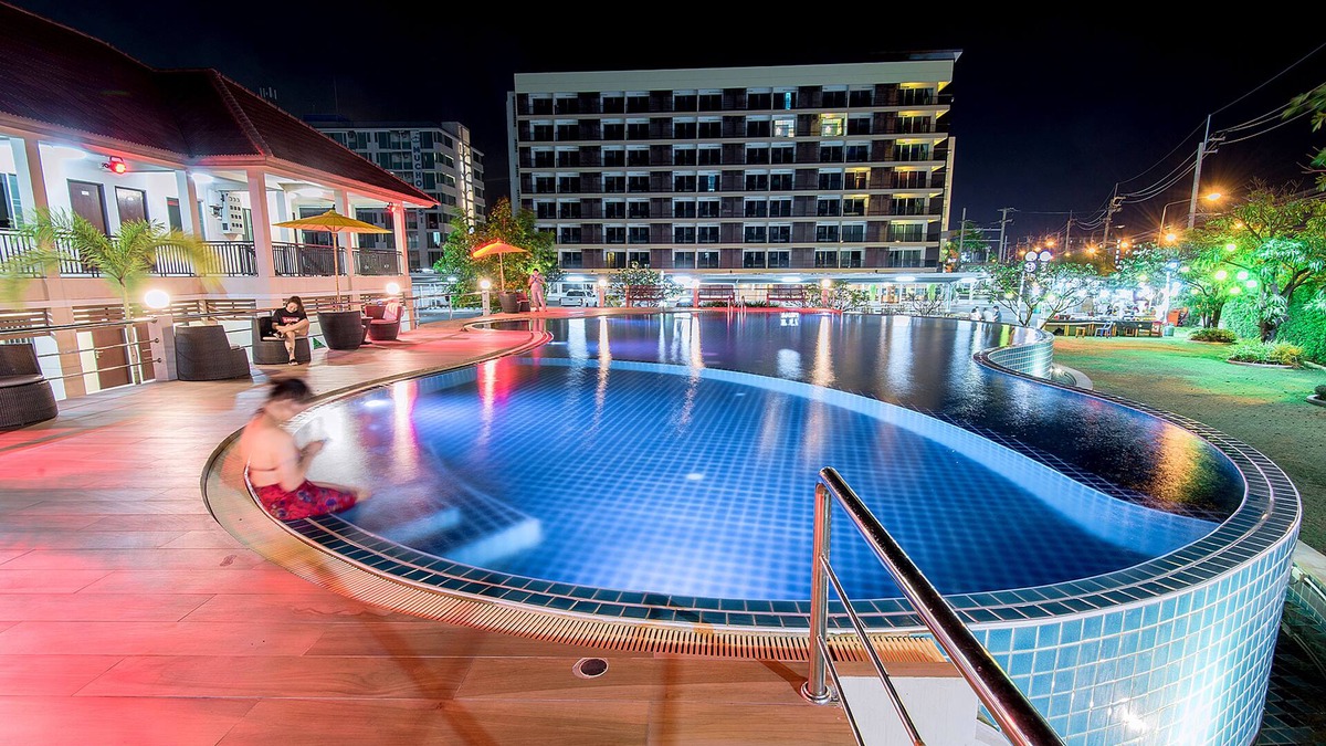 Bang Sao Thong Hotel | The Cotai Luxury Design Hotel
