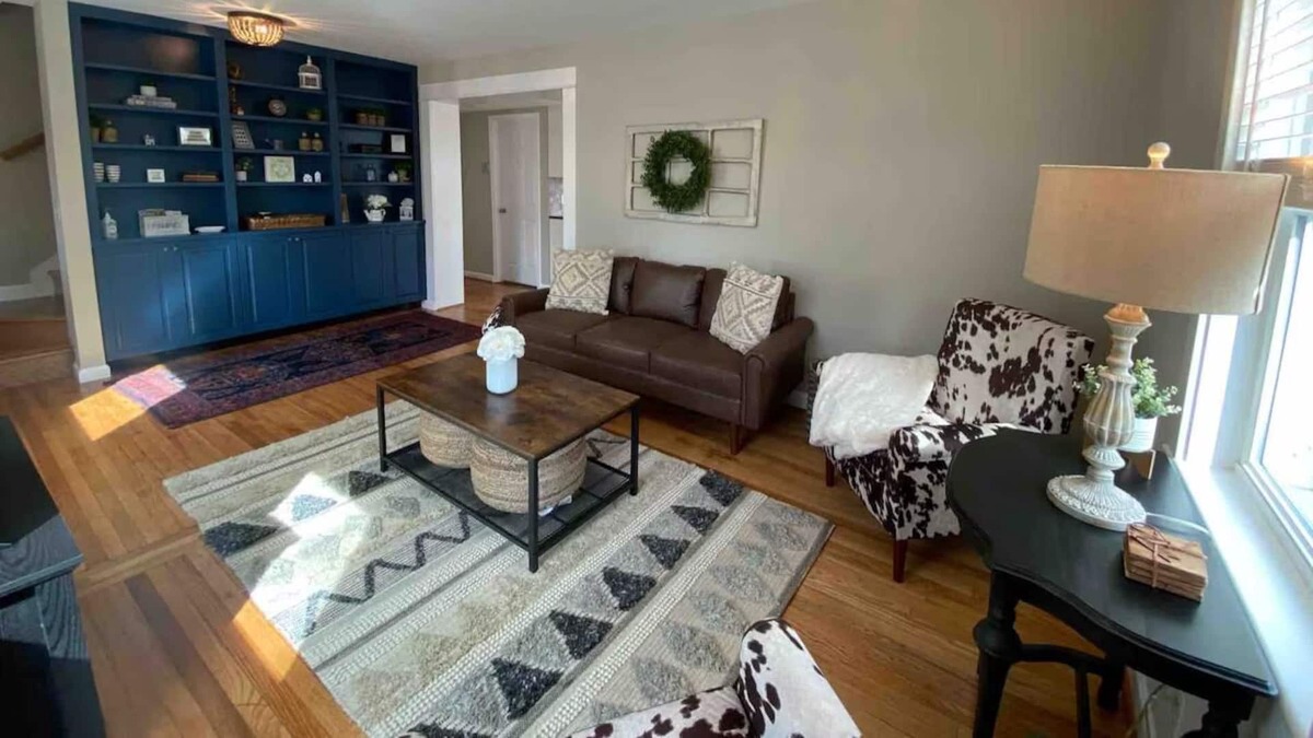 Afton Cottage | The Cottage @ Afton Mountain- Close to Wineries and the Blue Ridge Tunnel!