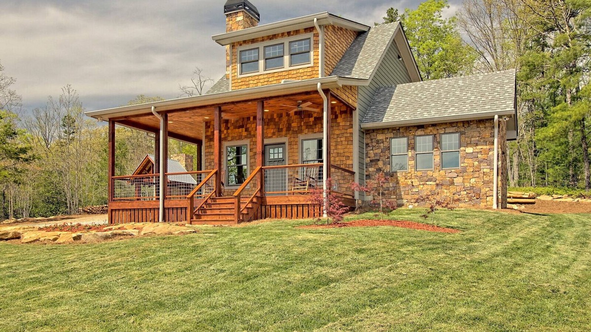 Clarkesville Cottage | The Cottage at Panther Creek