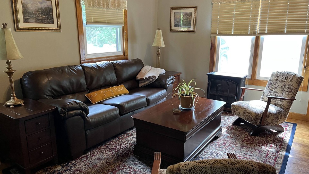 Wantage Cottage | “The Cottage” is in a private lake community 15 mins. from Mountain Creek Resort