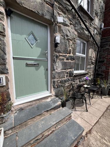 Barmouth House | The Cottage on the Rock