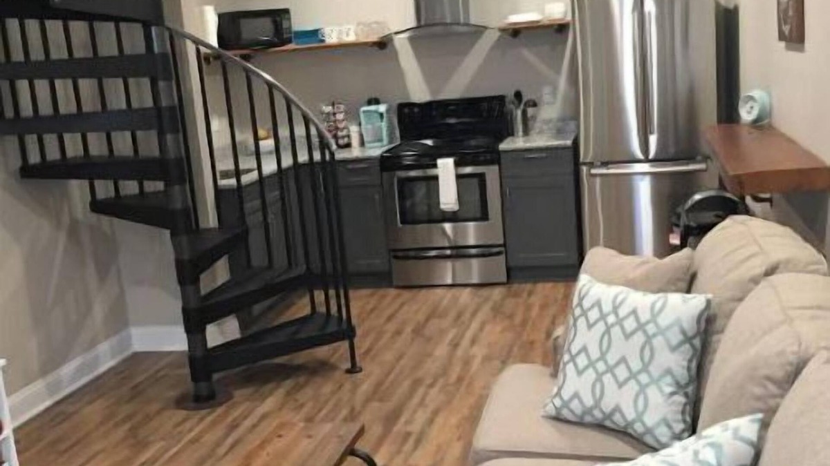 Lancaster Cottage | The Cottage