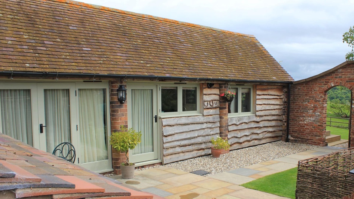 Bridgnorth House | The Cow Shed (Bridgnorth).