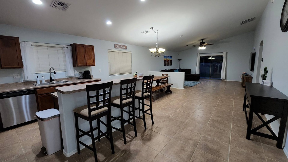 Tucson House | The Cozy Cactus Home/Near Airport, The Loop & I-10