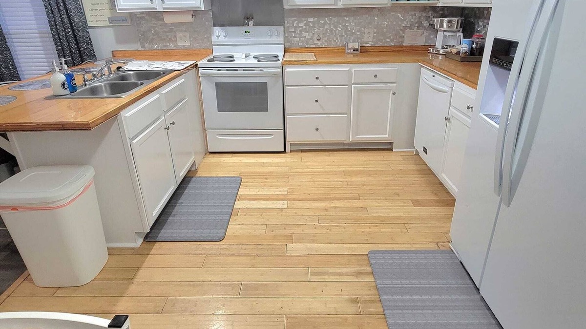 Ruffin House | -The Cozy Casa- 2 min drive from Exit 53 in Walterboro. Clean & Stylish!