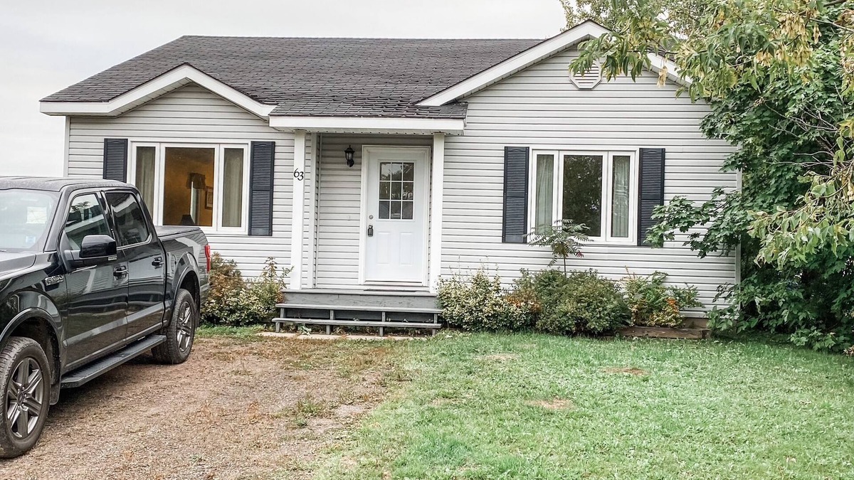 Pointe-du-Chene Cottage | The Crew's Nest Cottage at Parlee Beach