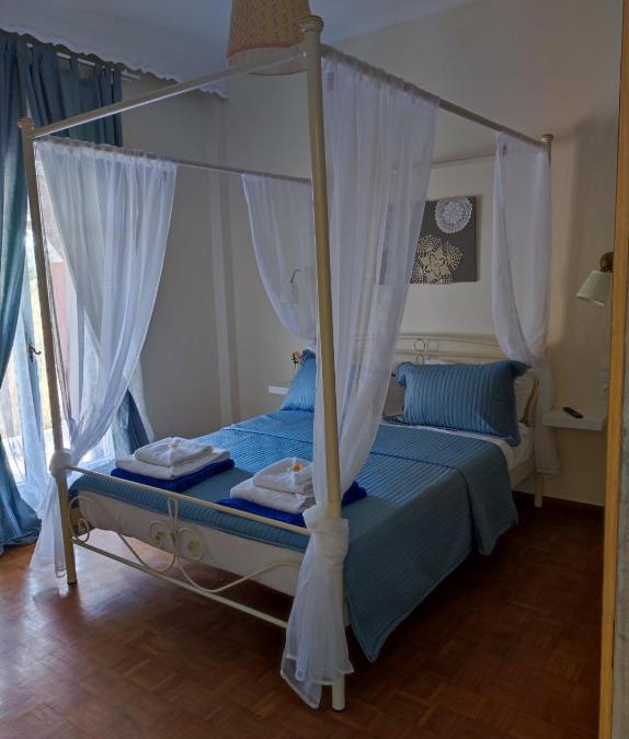 Agios Ioannis House | The Cricketer's Garden Home