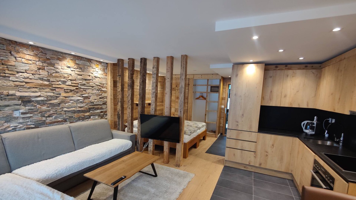 Leukerbad Apartment | The Cristal apartment house is situated in a quiet location