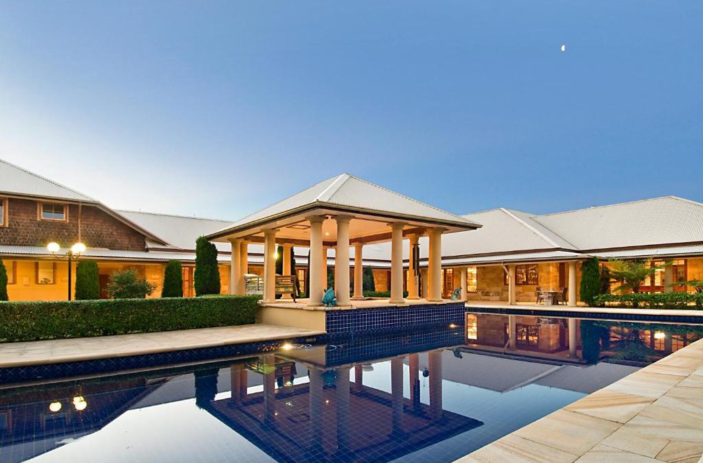 Somersby House | The Crowes Nest
