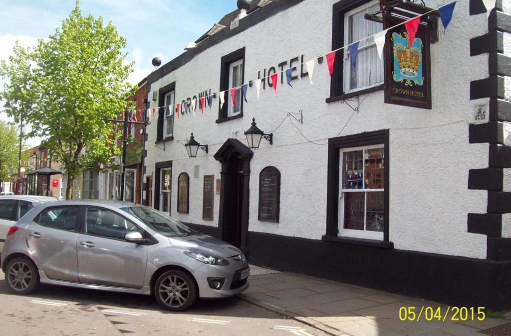 Wootton Bassett Hotel | The Crown Hotel