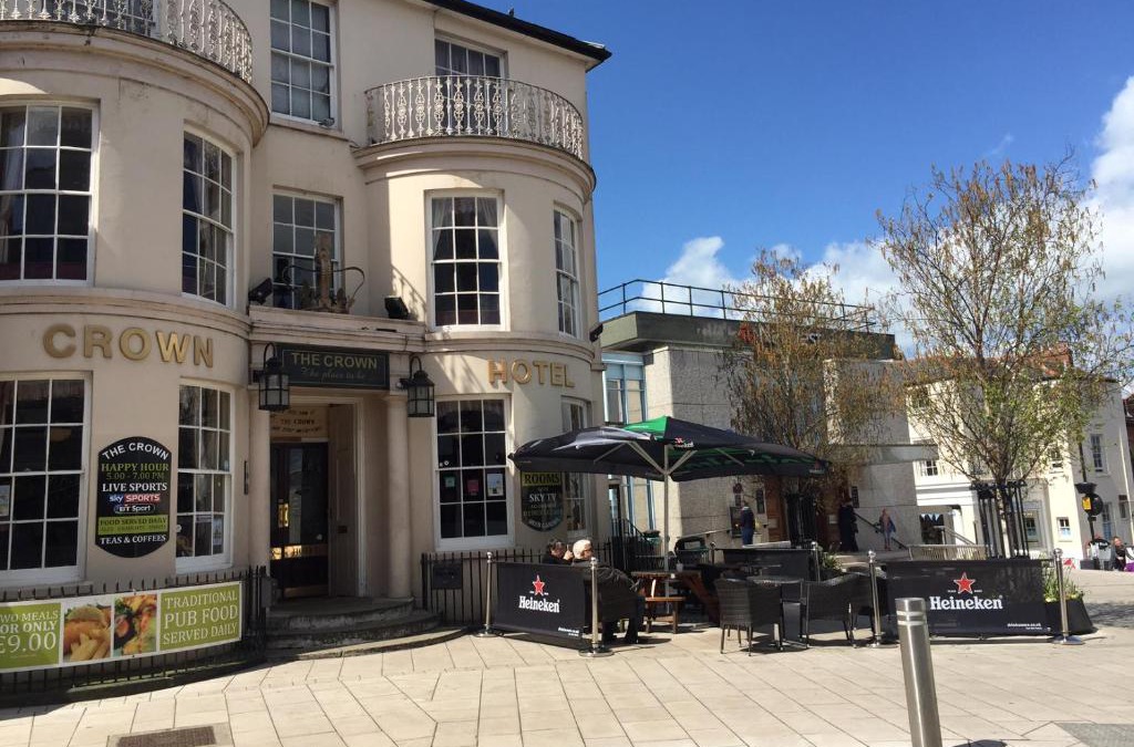 Ryde Hotel | The Crown Hotel