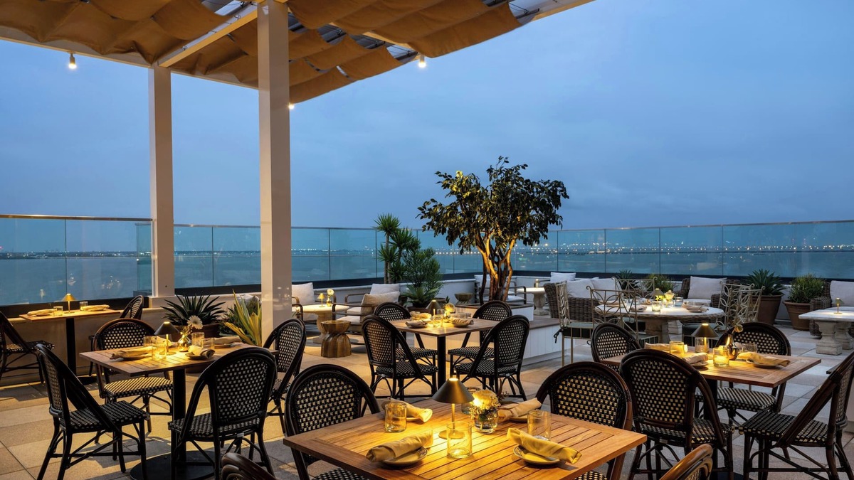 Rocky Point Hotel | The Current Hotel, Autograph Collection
