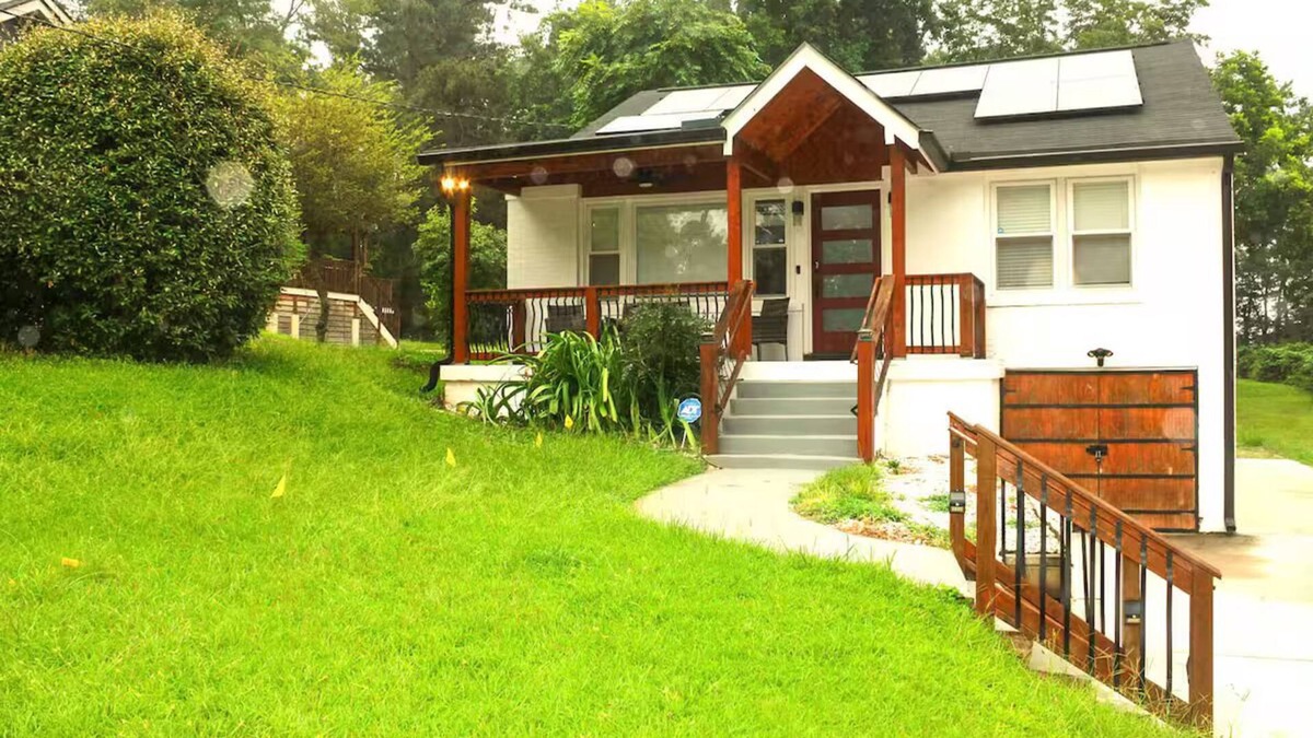 Atlanta House | The Cutest Cottage