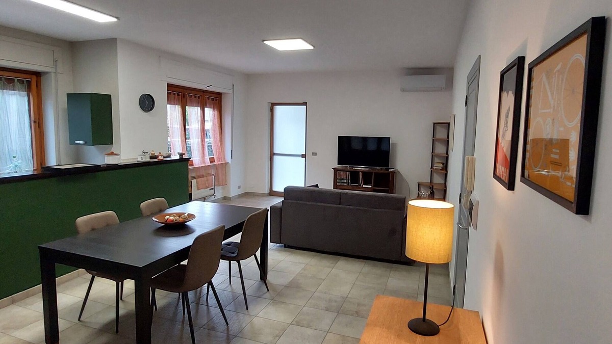 Montelovesco Apartment | The Cyclist. Pedal your way to your ideal stay!