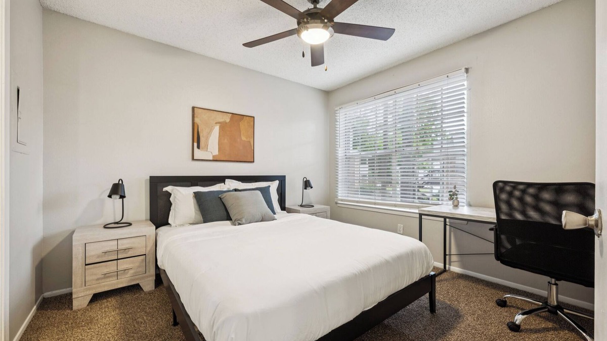 Huntsville Apartment | The Davis 412 I Spacious 1 Bed 1 Bath