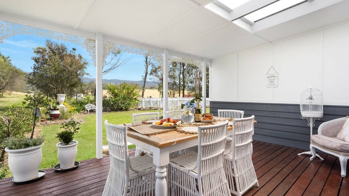 Jaspers Brush Cottage | The Dawning – an Elegant Victorian Cottage located in Jaspers Brush near Berry