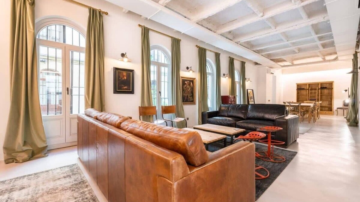 Chueca Apartment | The Deauville | Majestic 1 bedroom in Chueca