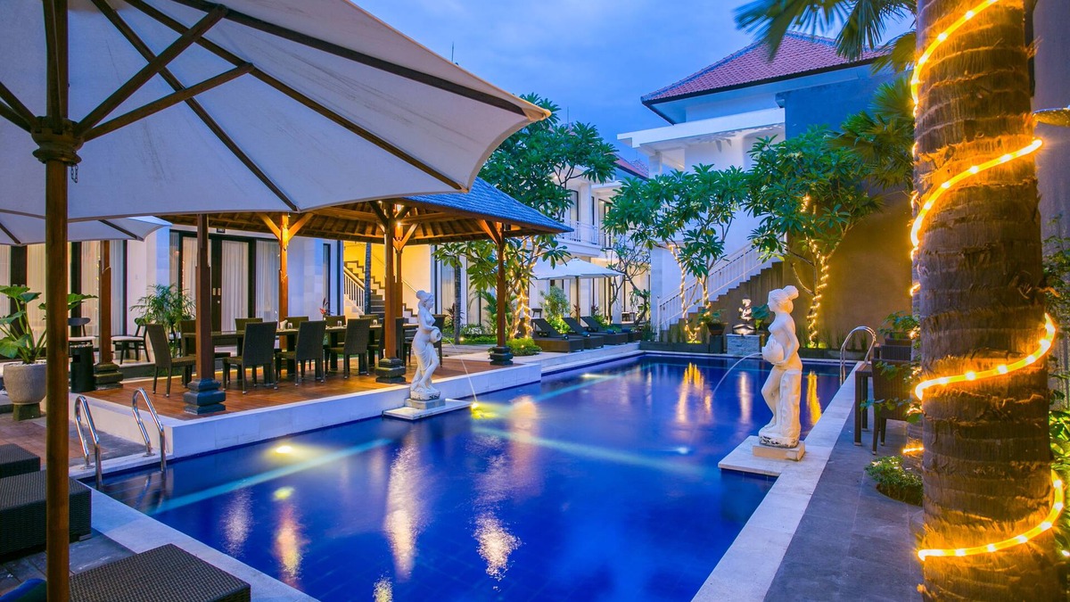 Tuban Hotel | The Diana Suite Tuban