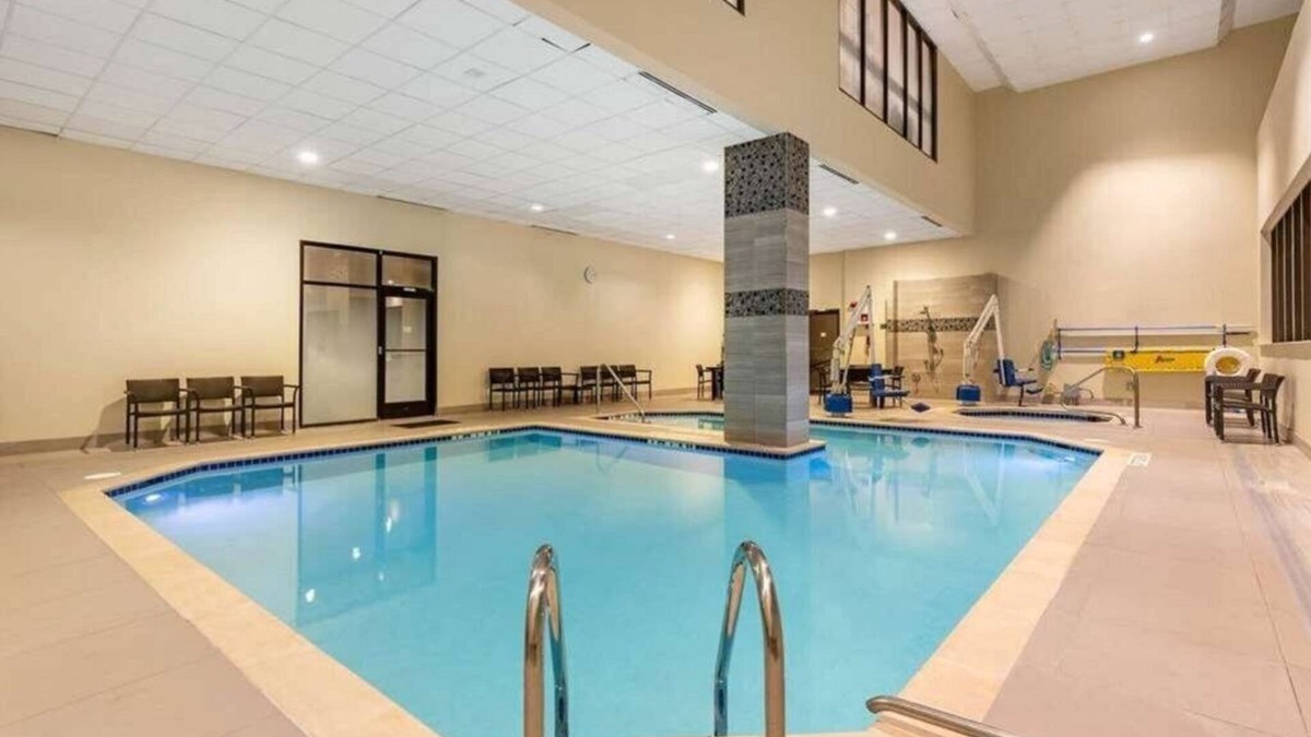 West End Hotel | The District, a Hilton Club - One Bedroom Plus