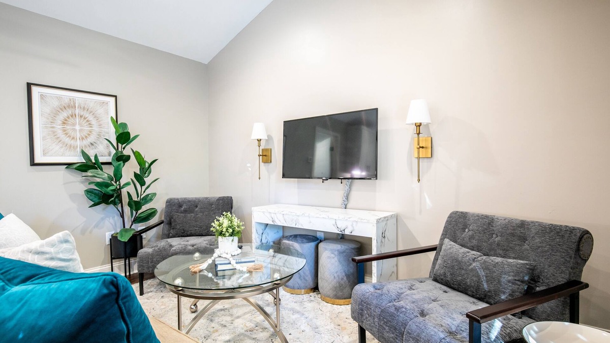 Oxford Apartment | The Dodge, Cozy 1BR King by Velvet Ditch Villas