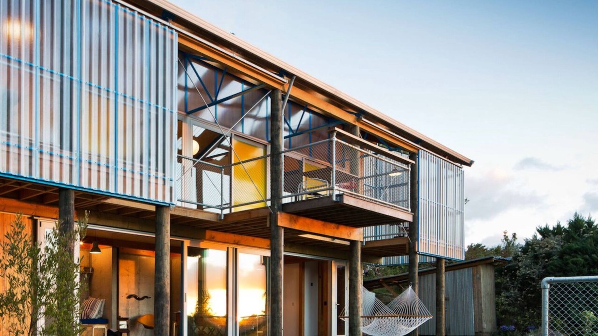 Whanganui House | 'The Dogbox' Architectural home in Central Whanganui.