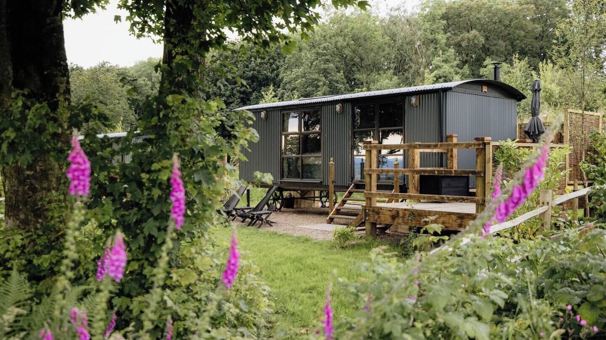 Lupton House | The Drey, a Stunning Cumbrian Shepherd’s Hut