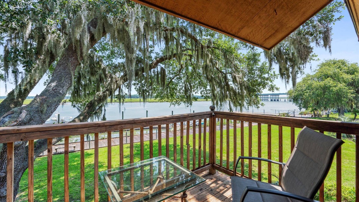 Beaufort Condo | The Drift at Port Royal on Battery Creek