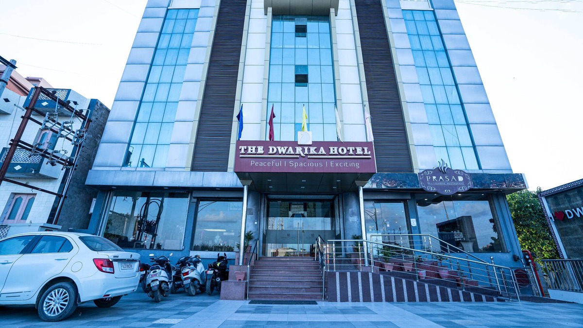 Dwarka Hotel | The Dwarika Hotel