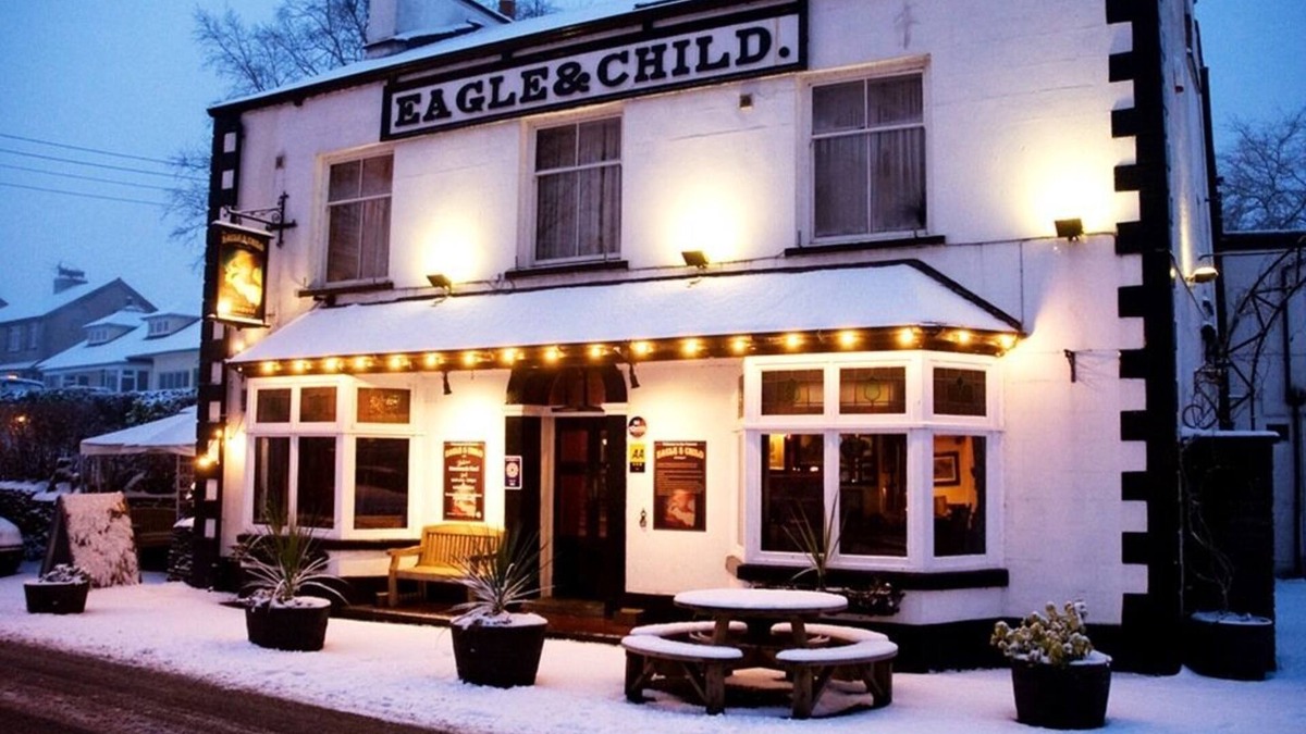 Staveley Hotel | The Eagle and Child Inn