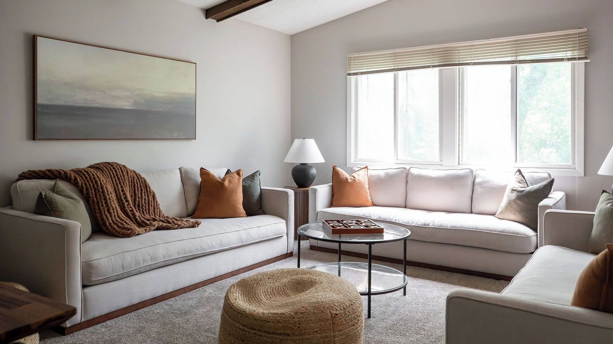 Eden Prairie House | The Eden Escape - peaceful retreat in the suburbs