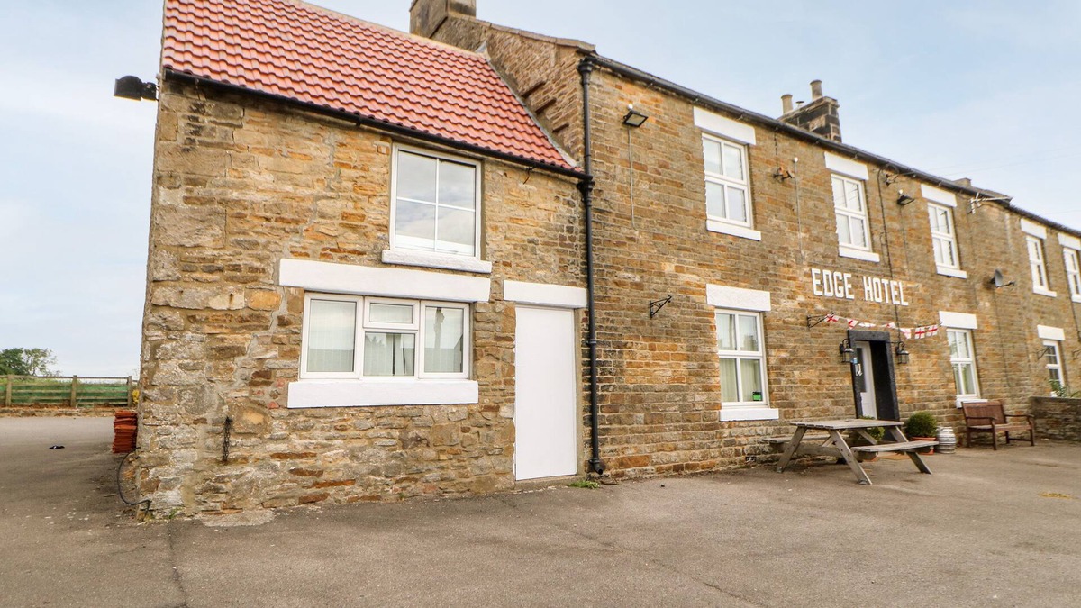 Bishop Auckland Apartment | THE EDGE APARTMENT, pet friendly, with open fire in Woodland