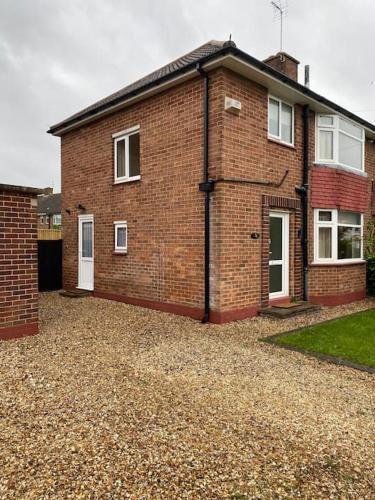 Grimsby Apartment | The Edge in Scartho, with Parking for Vans