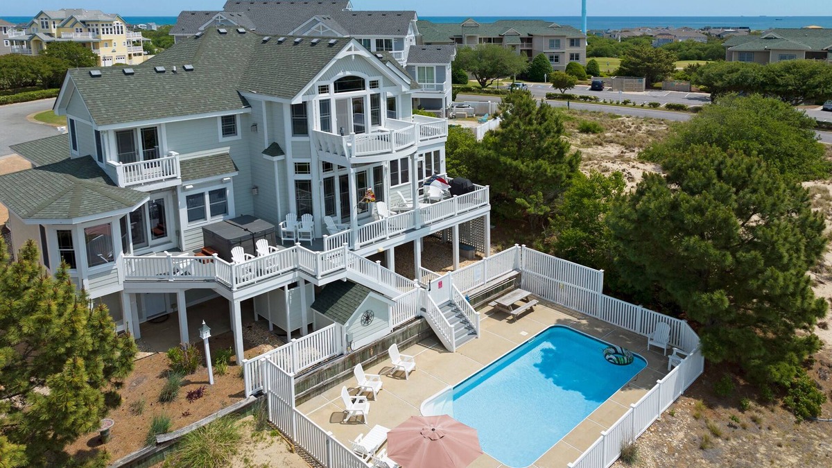 Corolla House | The Edge Of Reality: Private Pool, Spa, Rec Room