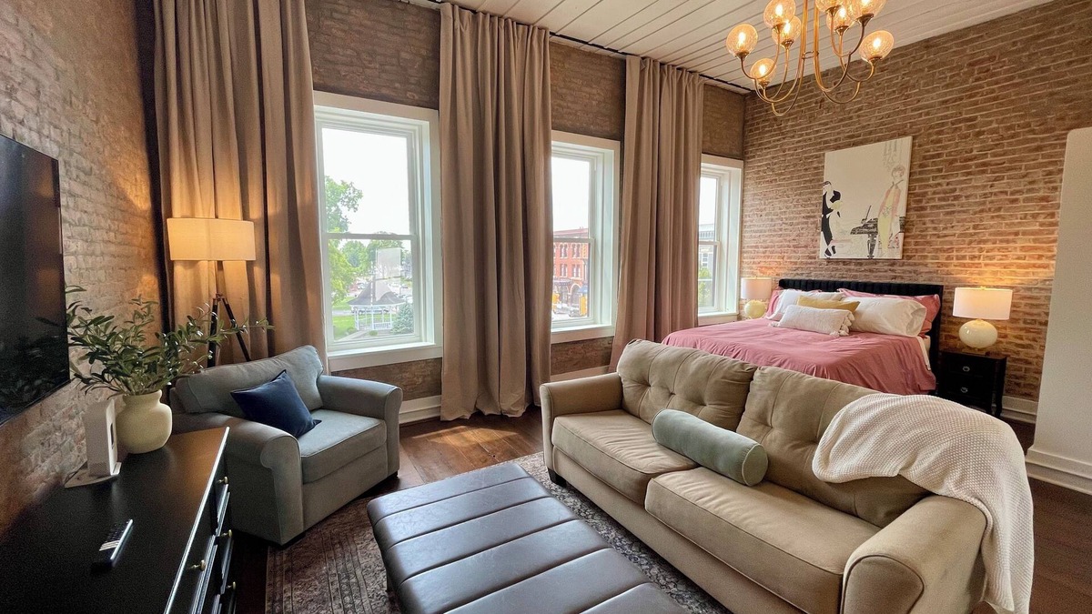 Columbia City Apartment | The Elizabeth on Van Buren