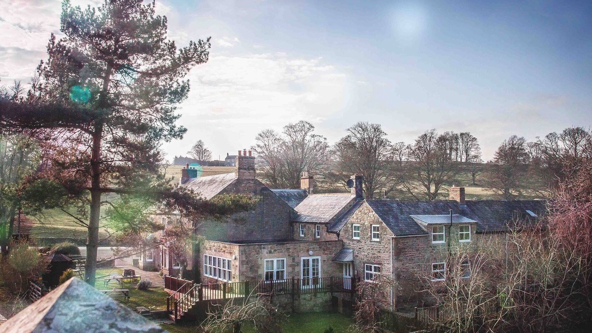 Whitfield Hotel | The Elks Head – Whitfield