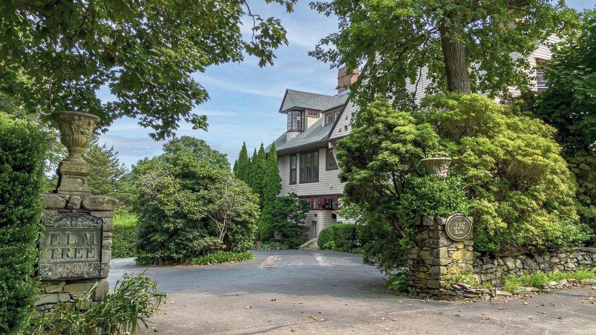Top of the Hill House | The Elm Cottage Summa