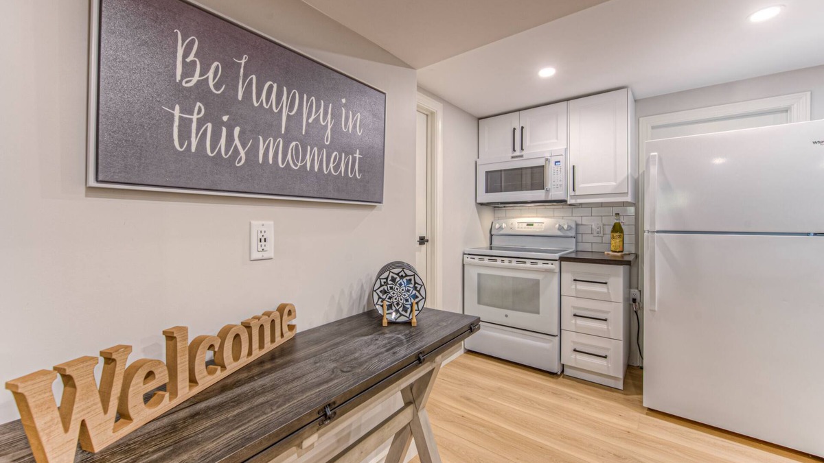 Elora House | The Elora Place Guest Suite-one block from Elora's vibrant downtown core!
