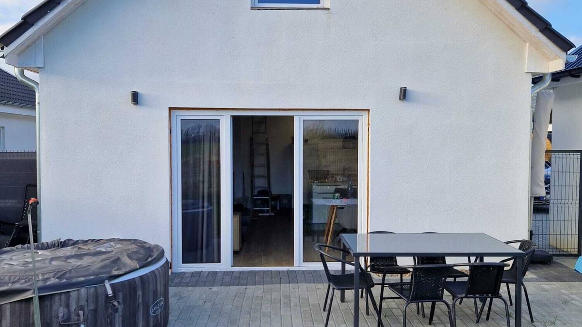 gmina Wolin House | The Emilia House reflects warmth and hospitality.