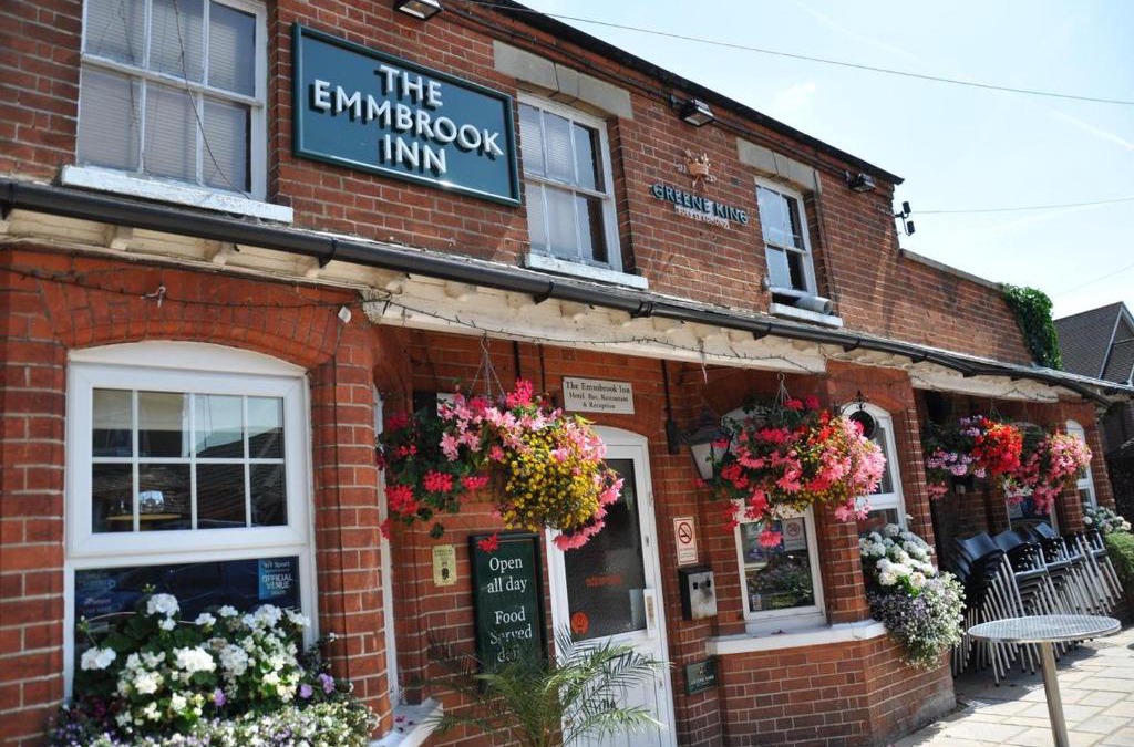 Wokingham Hotel | The Emmbrook Inn Hotel