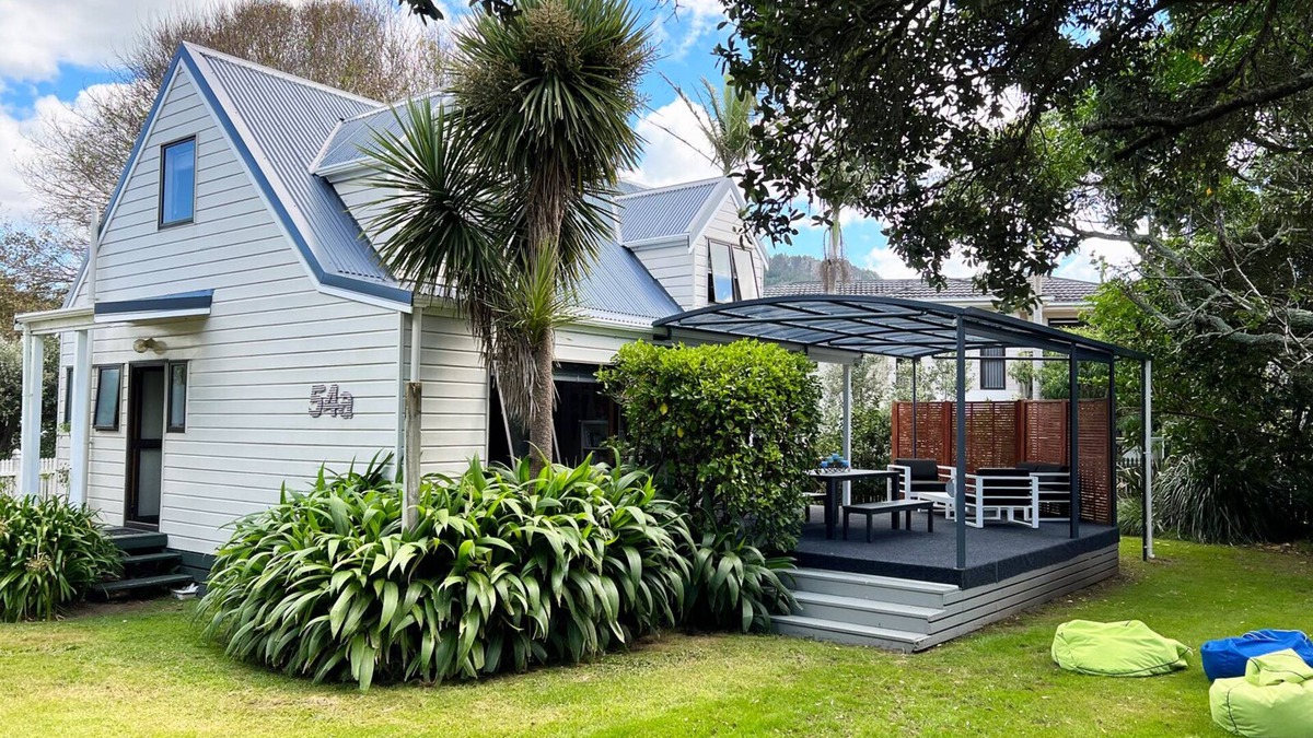 Whiritoa House | The Escape Artist - Whiritoa Holiday Home